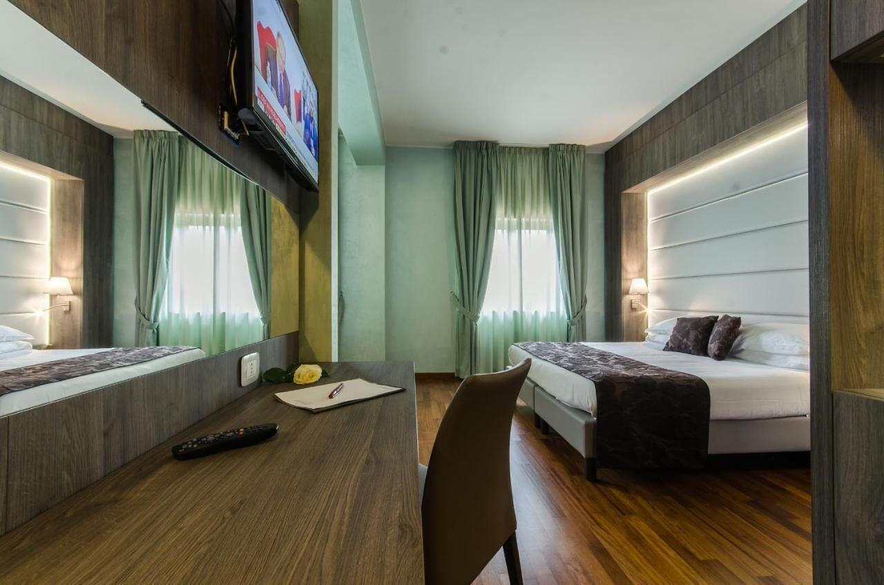 Hotel Santacroce Meeting سولمونا المظهر الخارجي الصورة