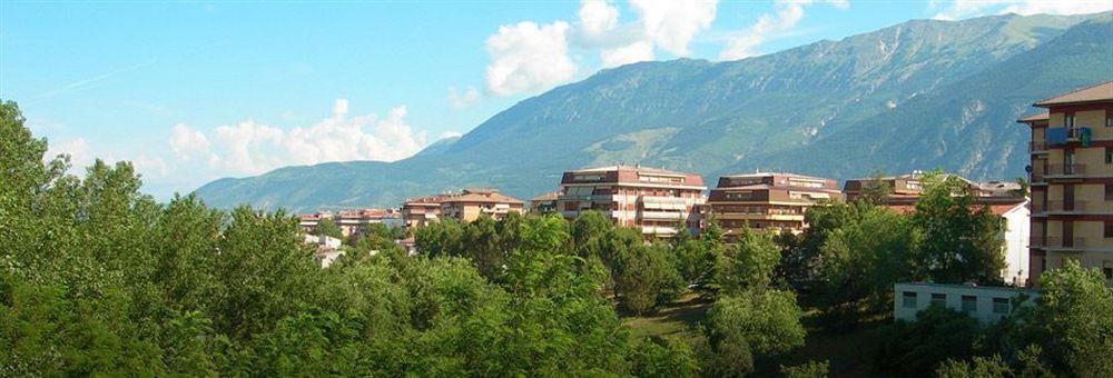 Hotel Santacroce Meeting سولمونا المظهر الخارجي الصورة